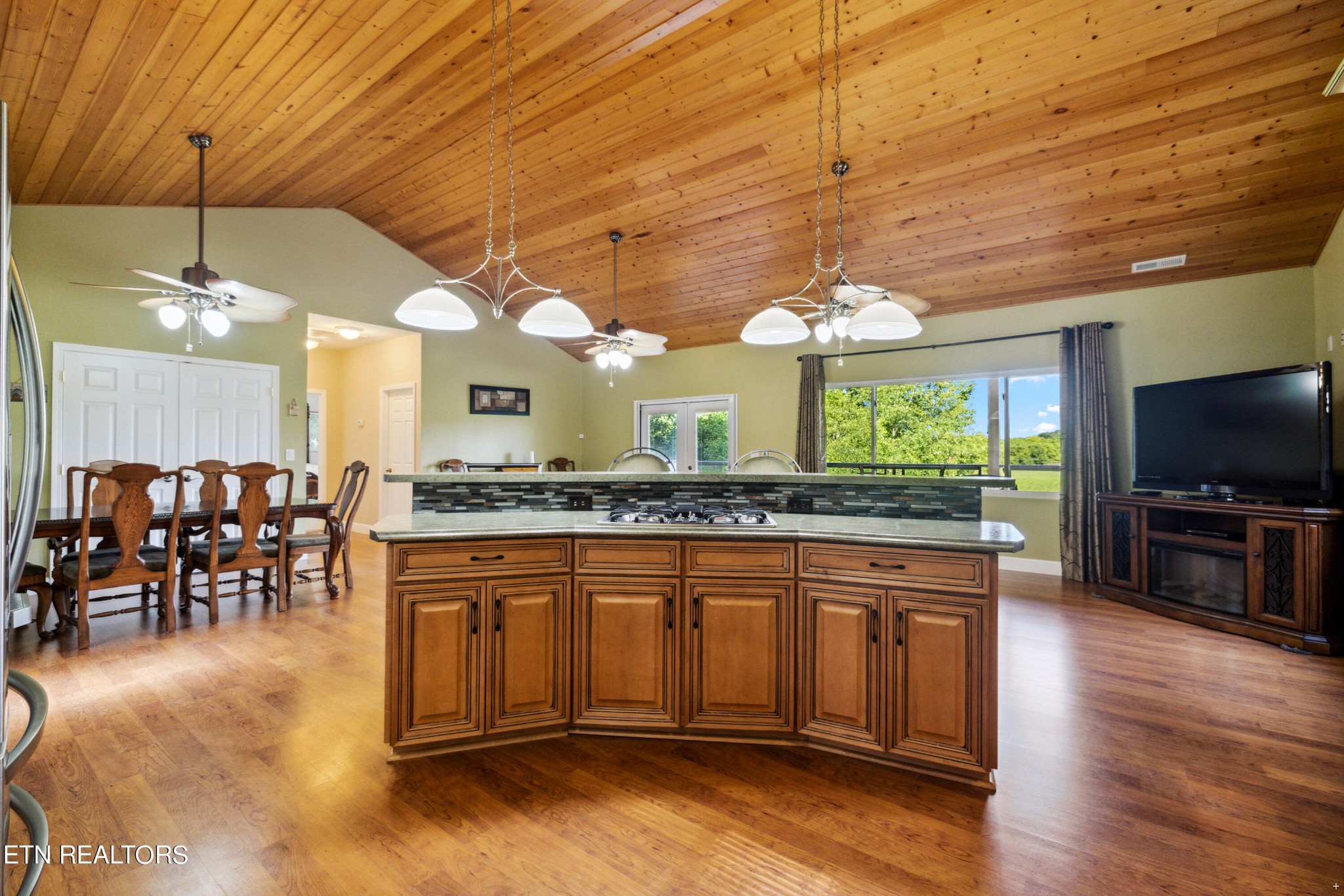 7014 Hodges Ferry Road Knoxville, TN 37920 - Photo 10 of 38