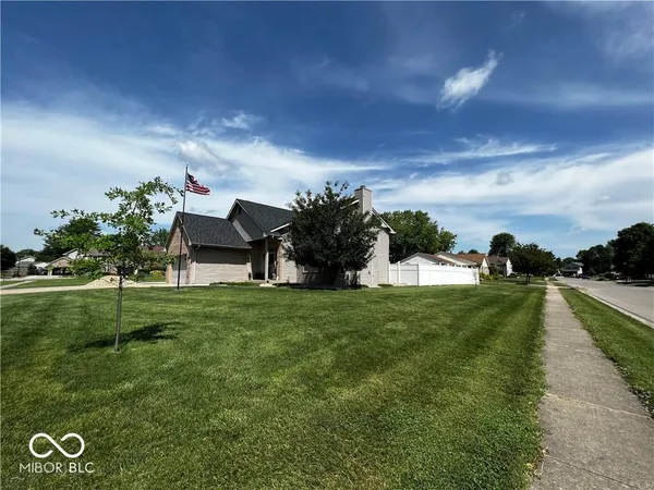 $350,000 | 4726 Fox Ridge Court, Columbus, IN 47203