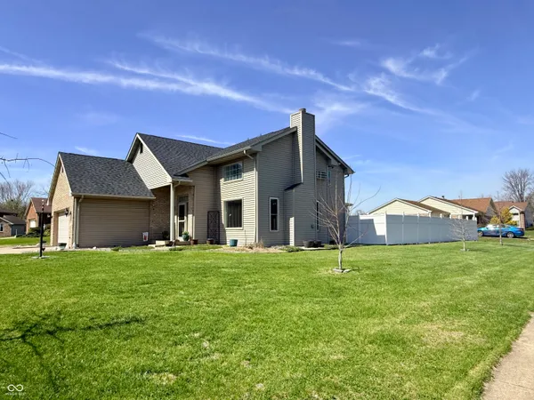 $350,000 | 4726 Fox Ridge Court, Columbus, IN 47203