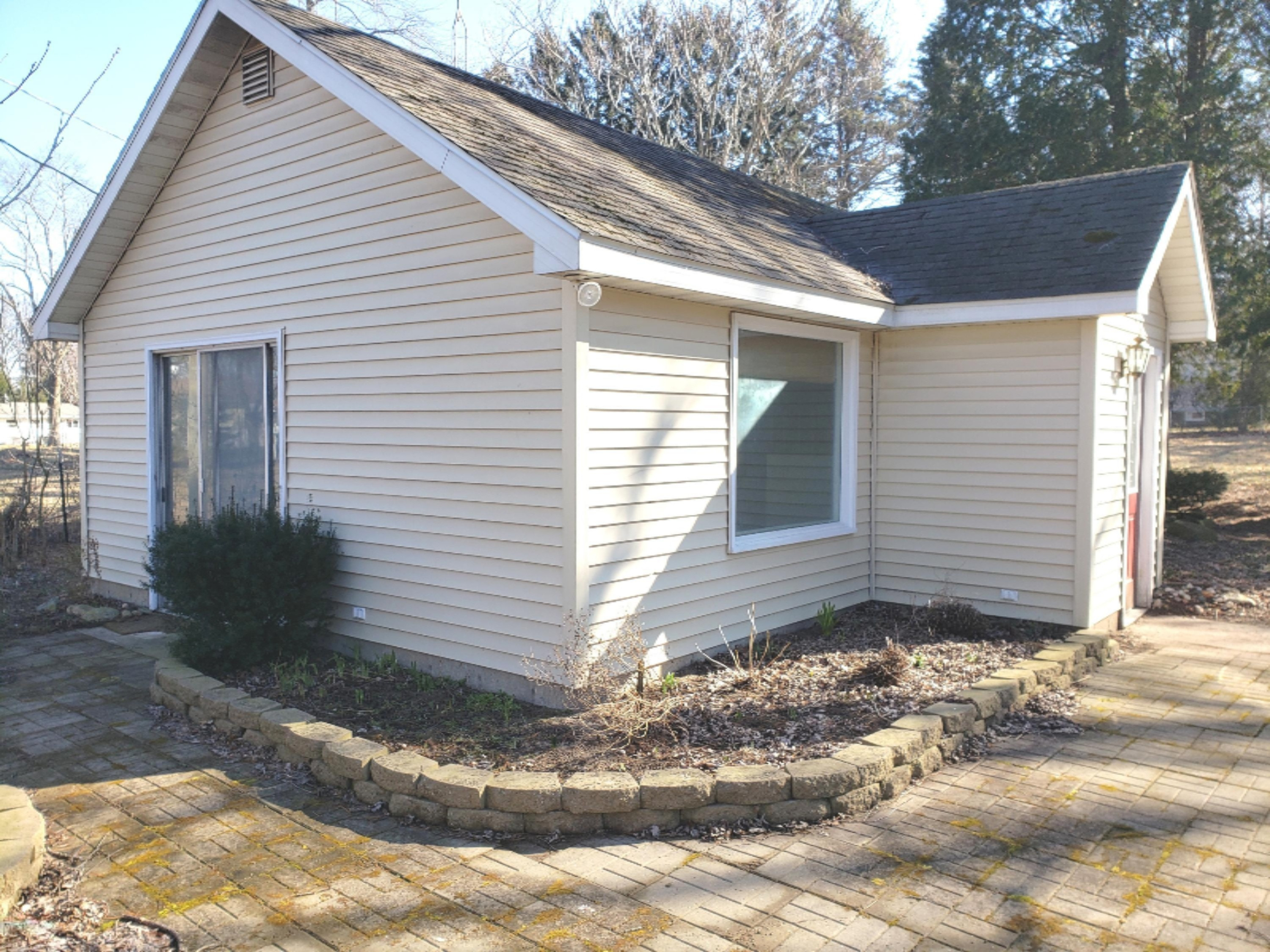 161 Ryno Road Coloma, MI 49038 - Photo 24 of 30 20190319_105327