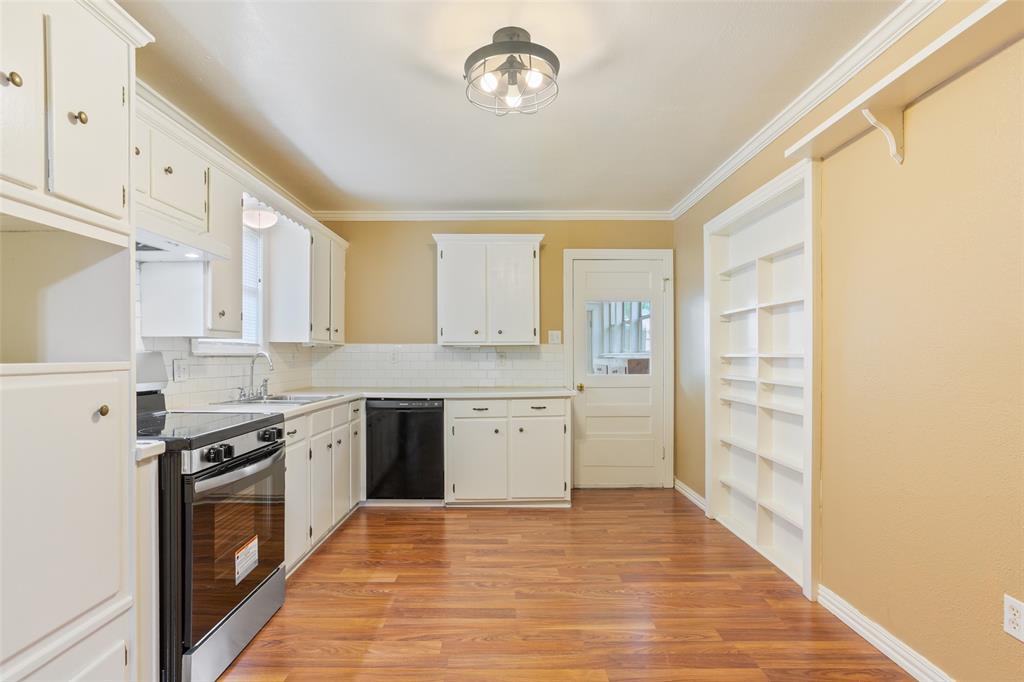 3108 Lyle Avenue Waco, TX 76708 - Photo 13 of 32