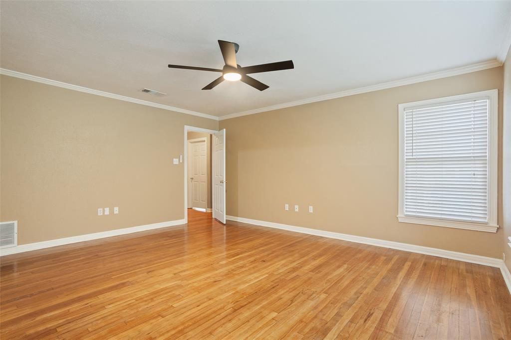 3108 Lyle Avenue Waco, TX 76708 - Photo 3 of 32