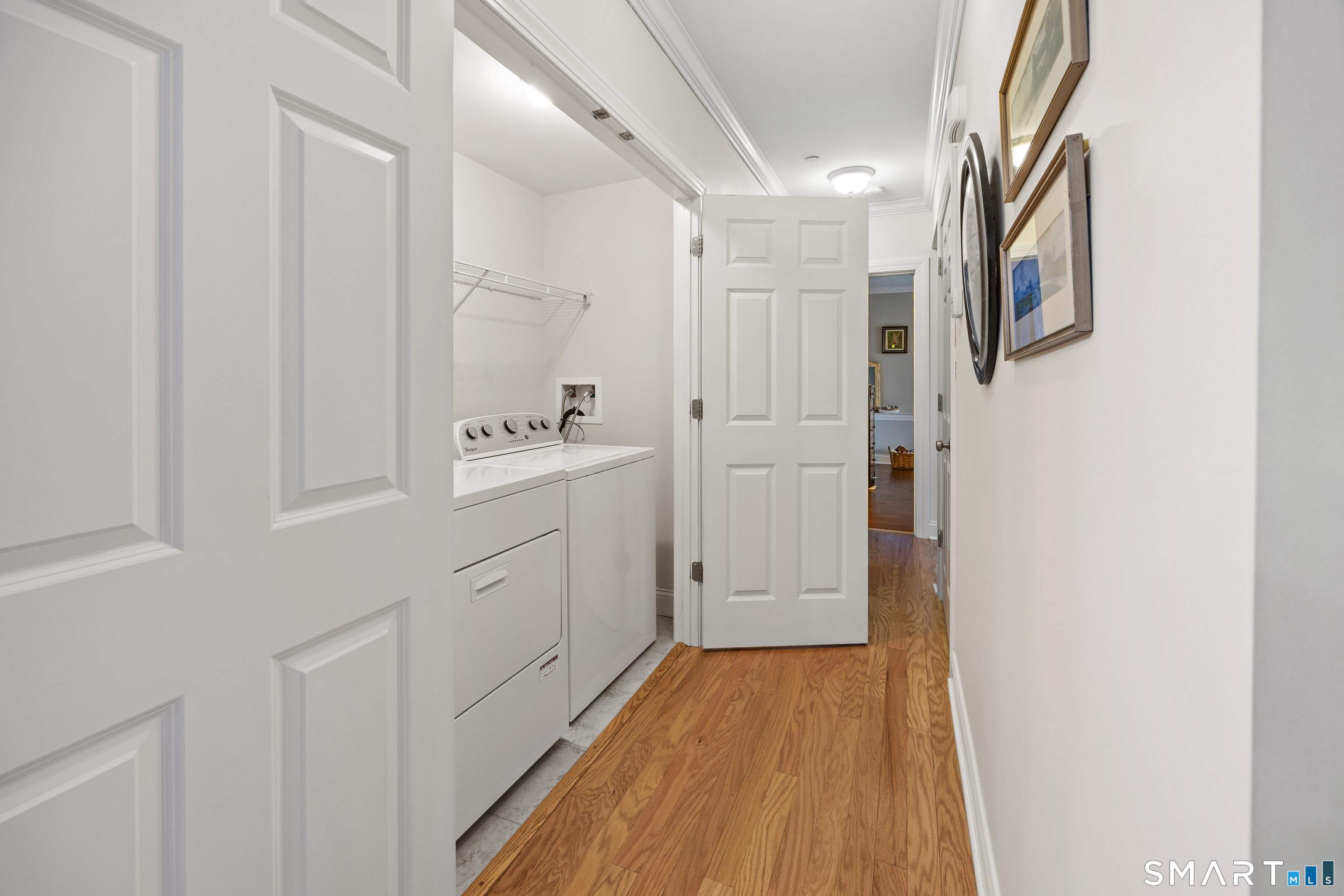 95 South Ridge Lane, Unit FGL2 Berlin, CT 06037 - Photo 22 of 33 a bathroom with a sink and a mirror