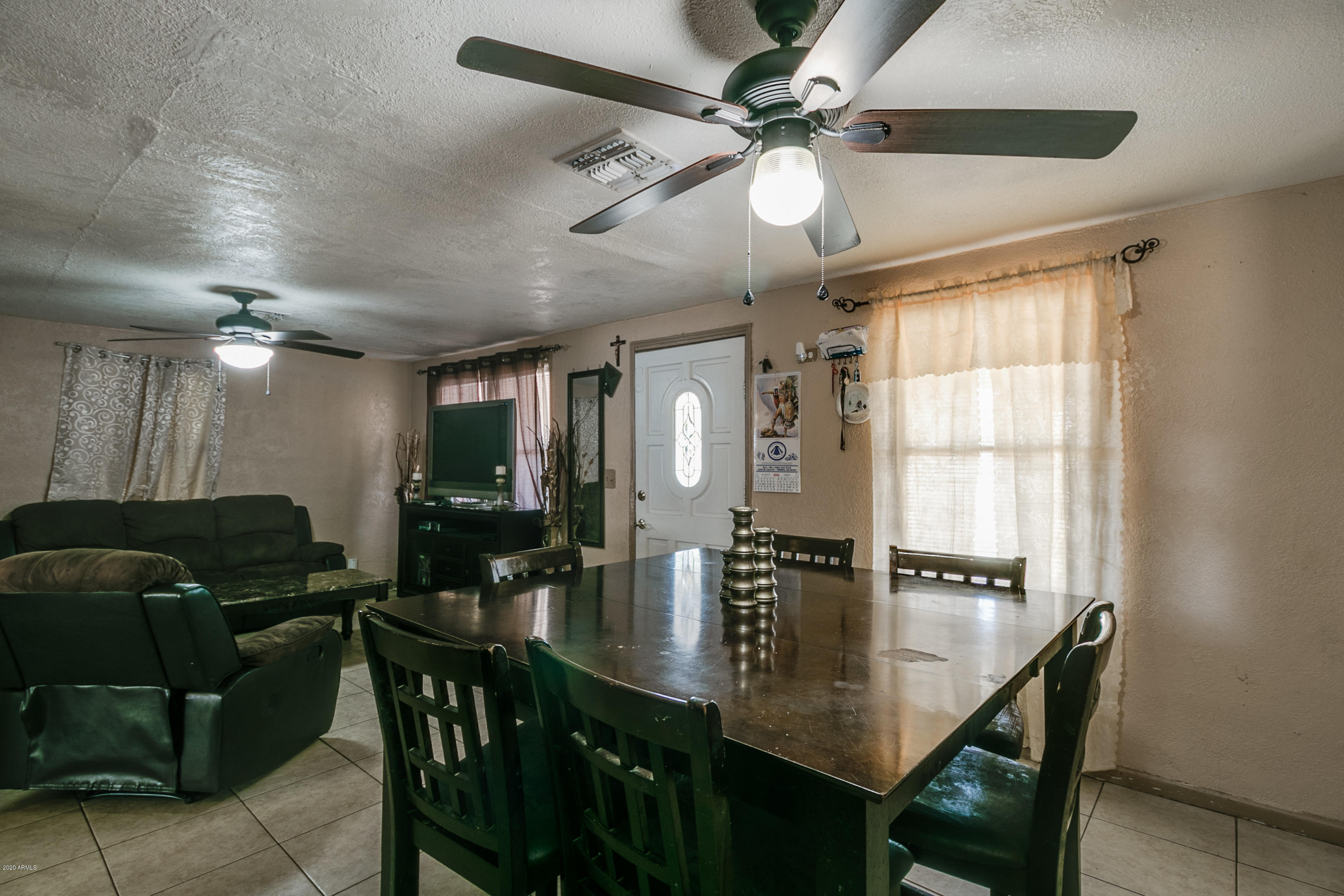 3537 West Granada Road Phoenix, AZ 85009 - Photo 11 of 40 Main house dining