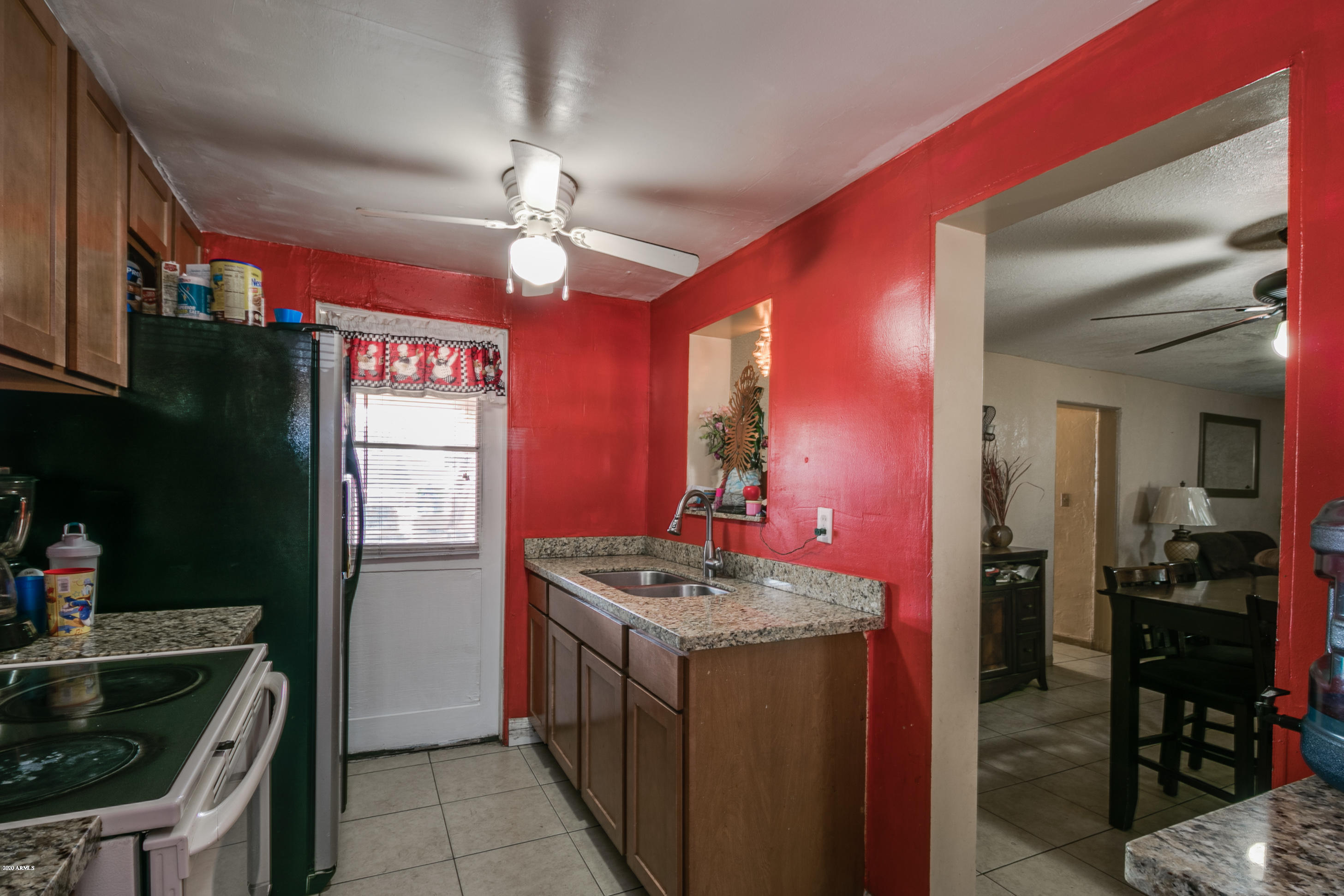 3537 West Granada Road Phoenix, AZ 85009 - Photo 14 of 40 Main House Kitchen