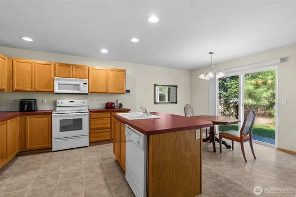 $490,000 | 20505 190th Avenue East, Orting, WA 98360