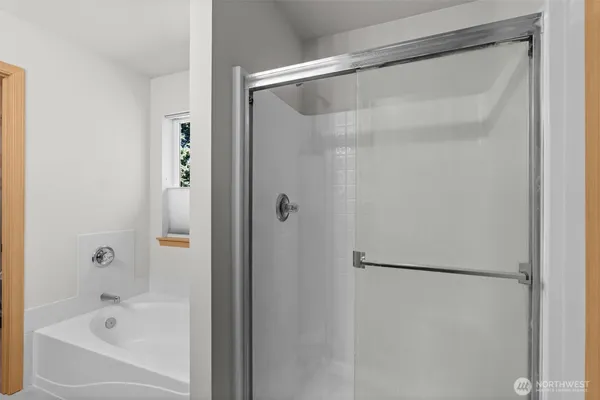 $490,000 | 20505 190th Avenue East, Orting, WA 98360