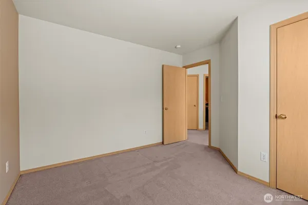 $490,000 | 20505 190th Avenue East, Orting, WA 98360