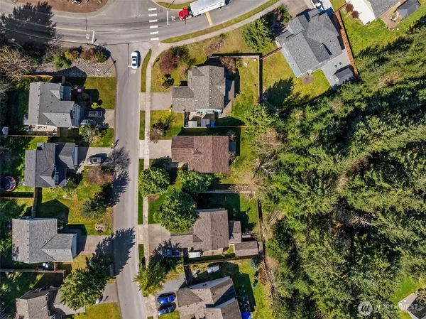 $490,000 | 20505 190th Avenue East, Orting, WA 98360