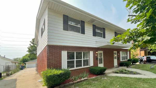 $1,650 | 6451 North 73rd Street, Milwaukee, WI 53223