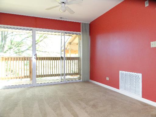 5880 Forest View Road, Unit E Lisle, IL 60532 - Photo 3 of 16