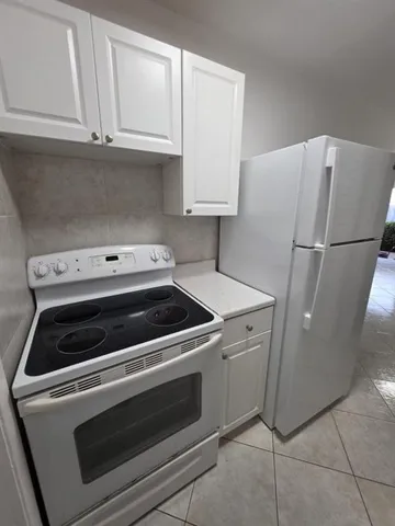 $1,495 | 1329 Northeast 17th Avenue, Unit 2, Fort Lauderdale, FL 33304