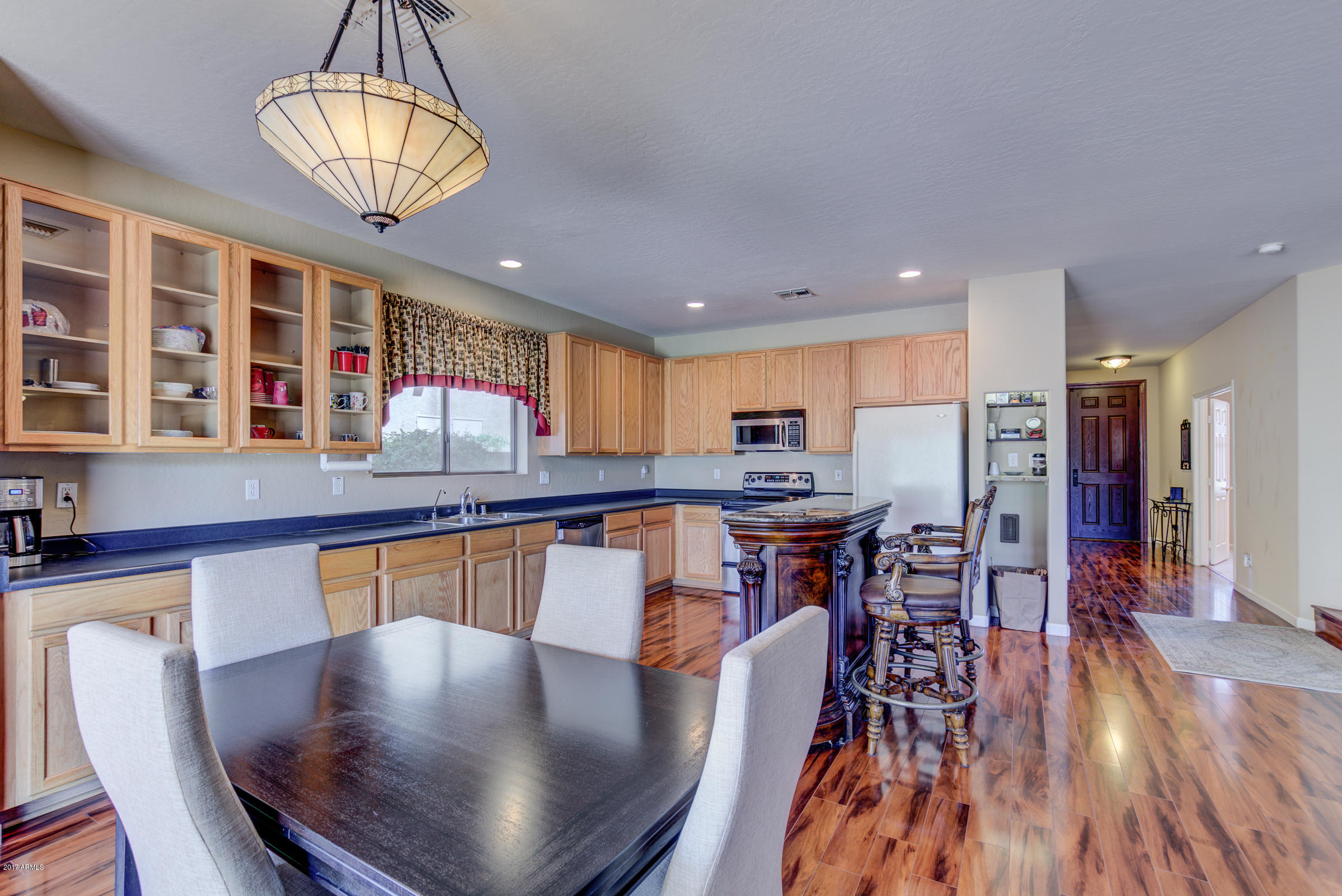 1314 East Pedro Road Phoenix, AZ 85042 - Photo 13 of 73 1314 E Pedro Rd-17