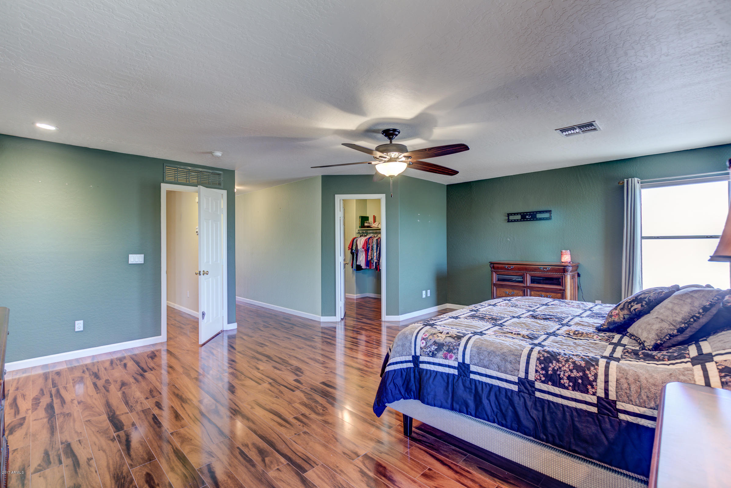 1314 East Pedro Road Phoenix, AZ 85042 - Photo 30 of 73 1314 E Pedro Rd-36