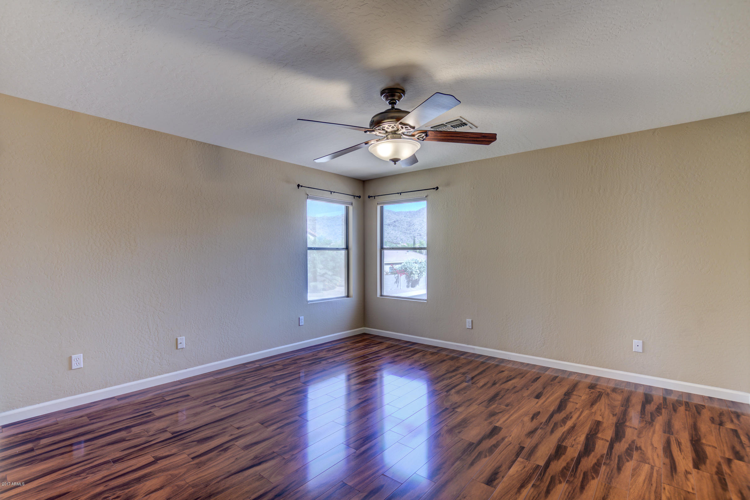 1314 East Pedro Road Phoenix, AZ 85042 - Photo 44 of 73 1314 E Pedro Rd-50
