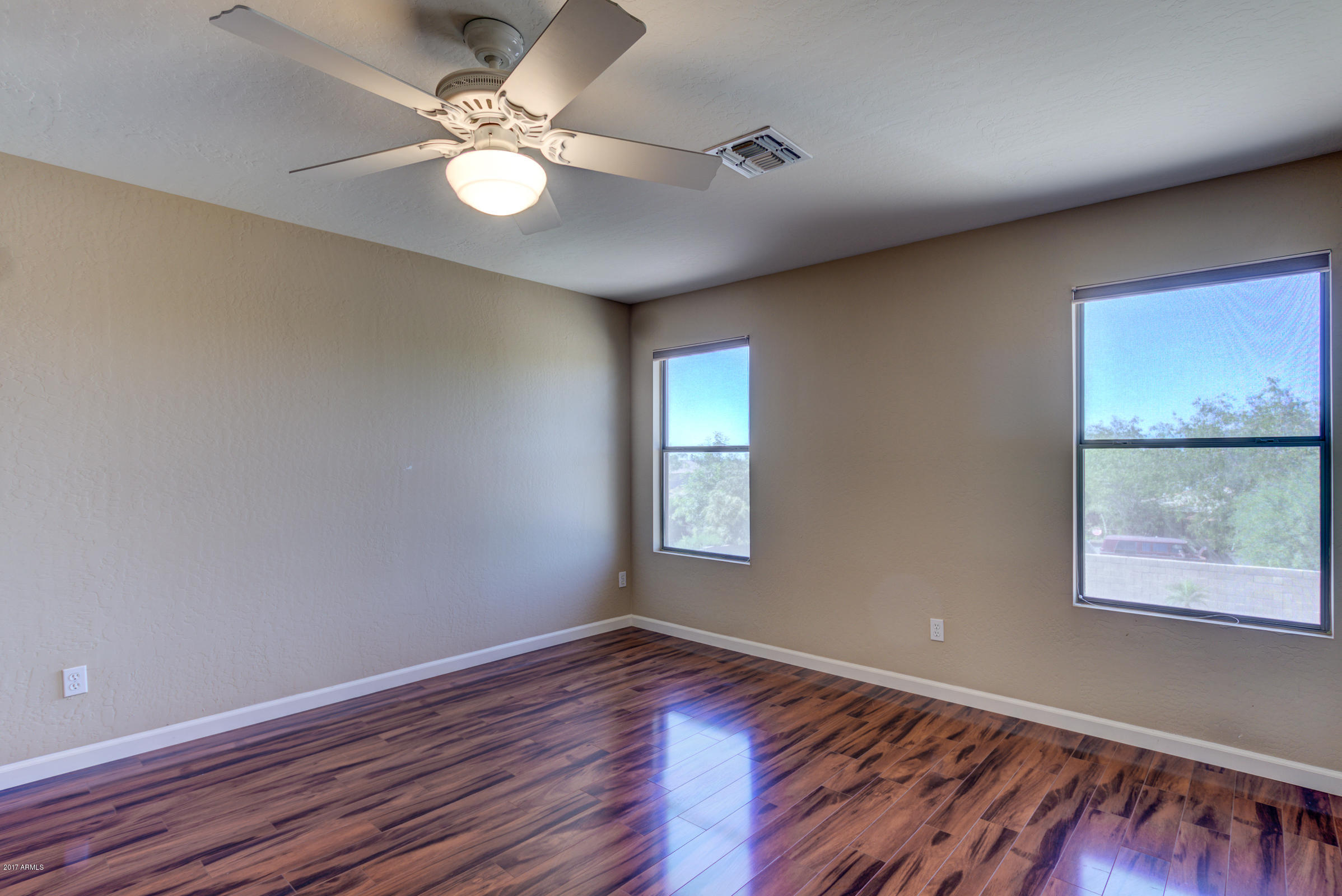 1314 East Pedro Road Phoenix, AZ 85042 - Photo 50 of 73 1314 E Pedro Rd-57