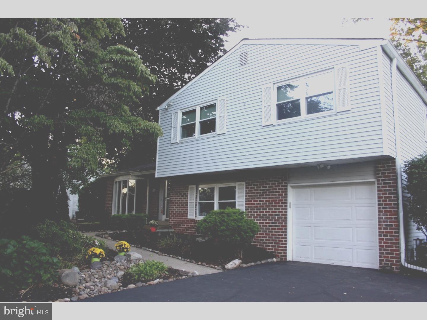 32 Karen Road Southampton, PA 18966 - Photo 1 of 24 Exterior Front