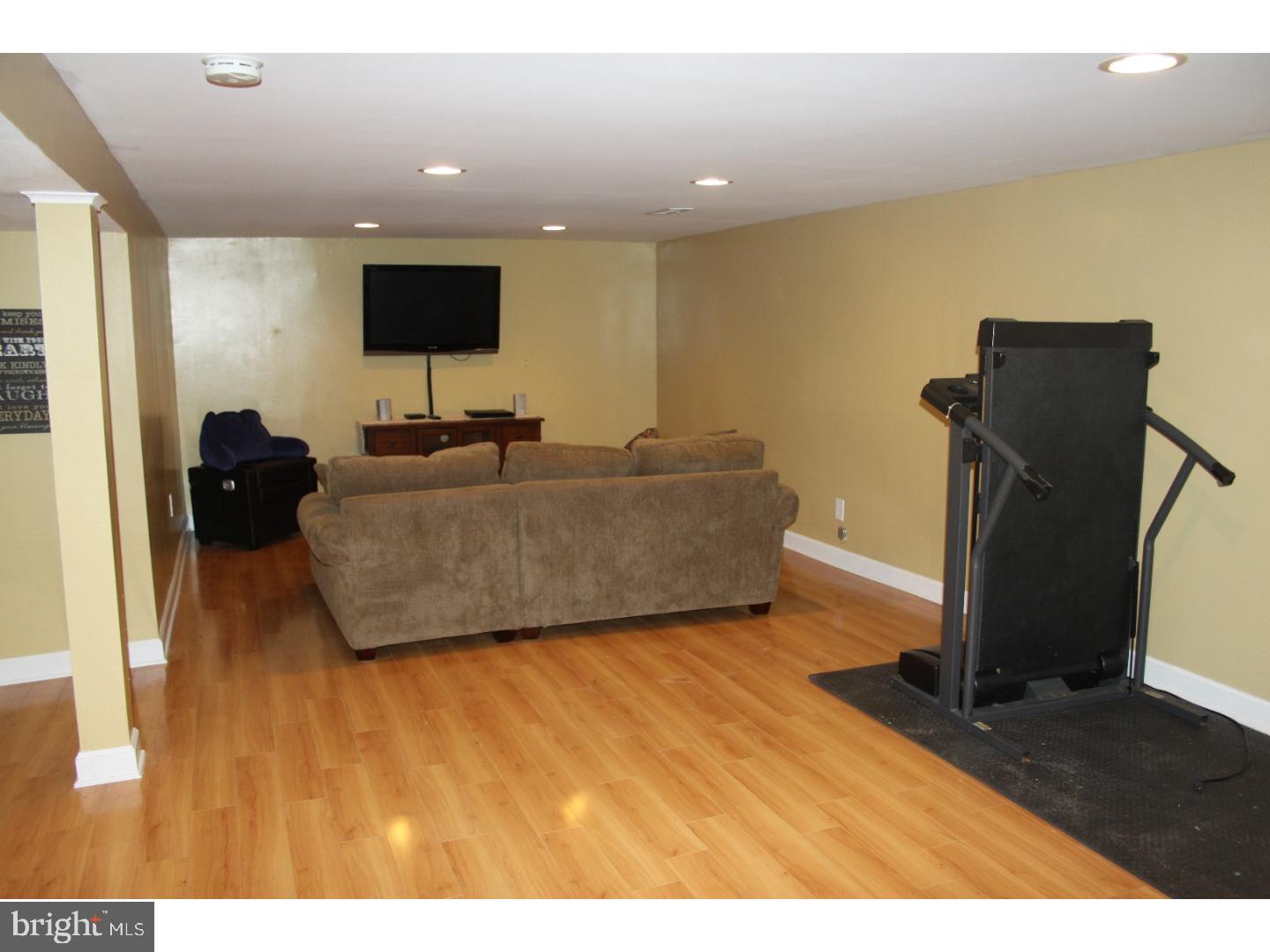 32 Karen Road Southampton, PA 18966 - Photo 13 of 24 Basement - Finished