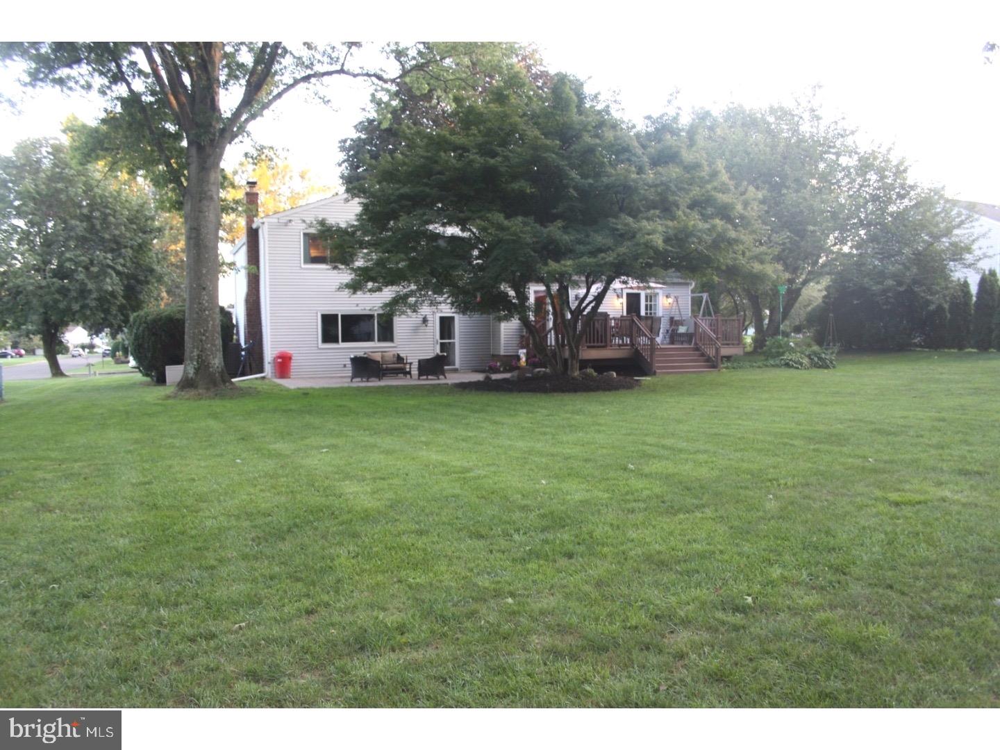 32 Karen Road Southampton, PA 18966 - Photo 23 of 24 Back Yard