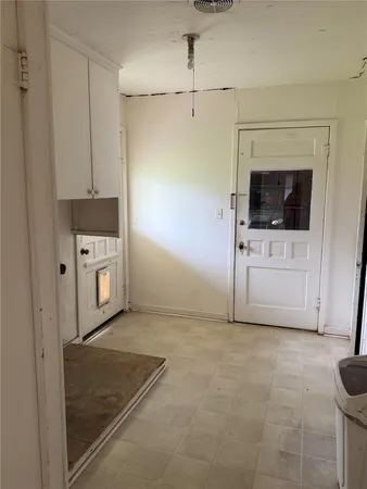 $210,000 | 208 East State Street, Eagle Lake, TX 77434