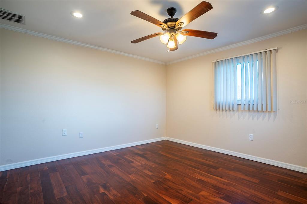 7324 Phillips Street Sarasota, FL 34243 - Photo 14 of 21