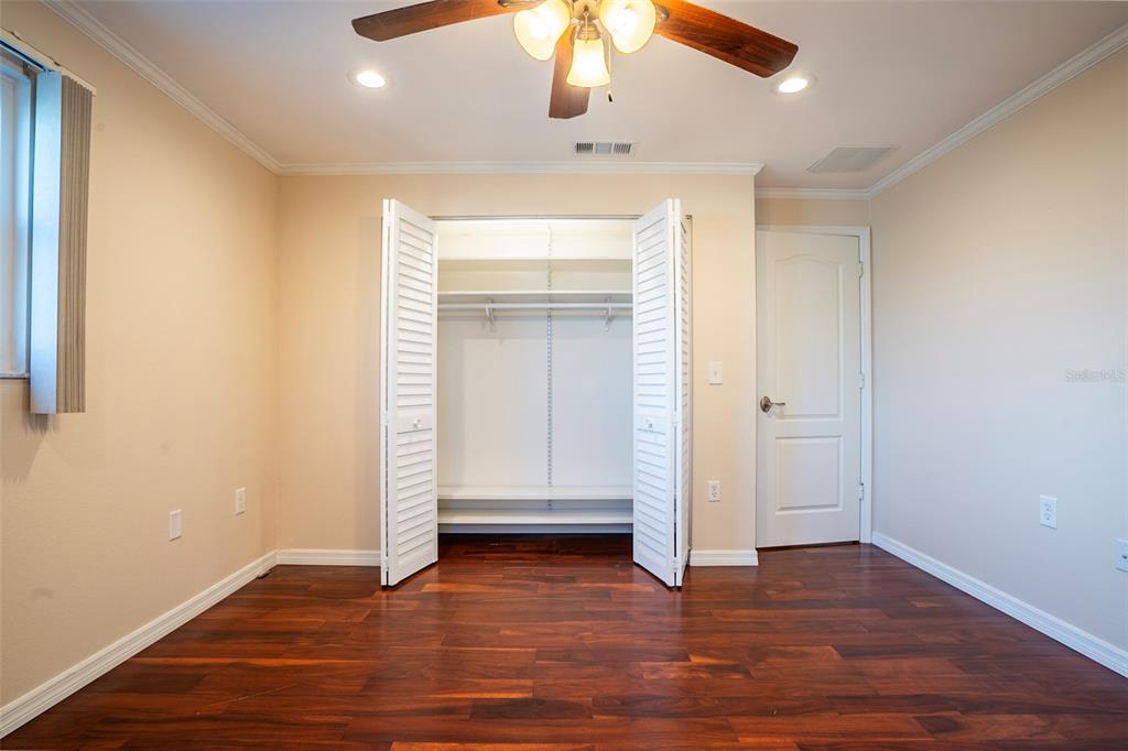 7324 Phillips Street Sarasota, FL 34243 - Photo 15 of 21