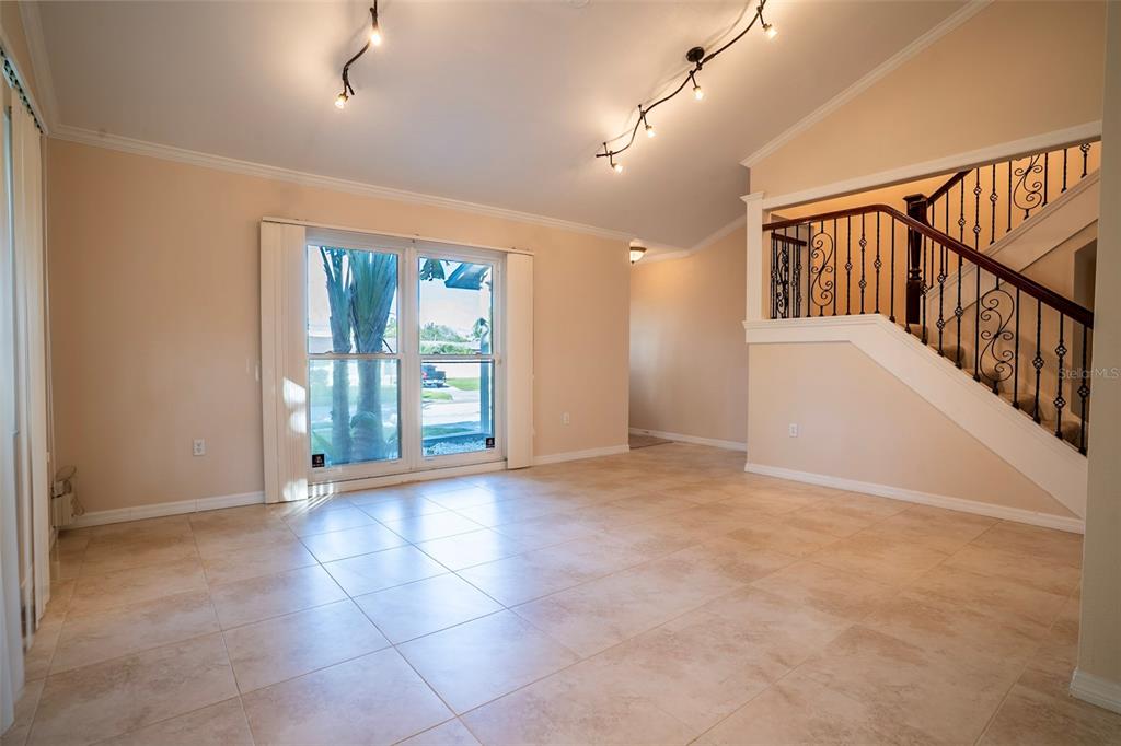 7324 Phillips Street Sarasota, FL 34243 - Photo 5 of 21