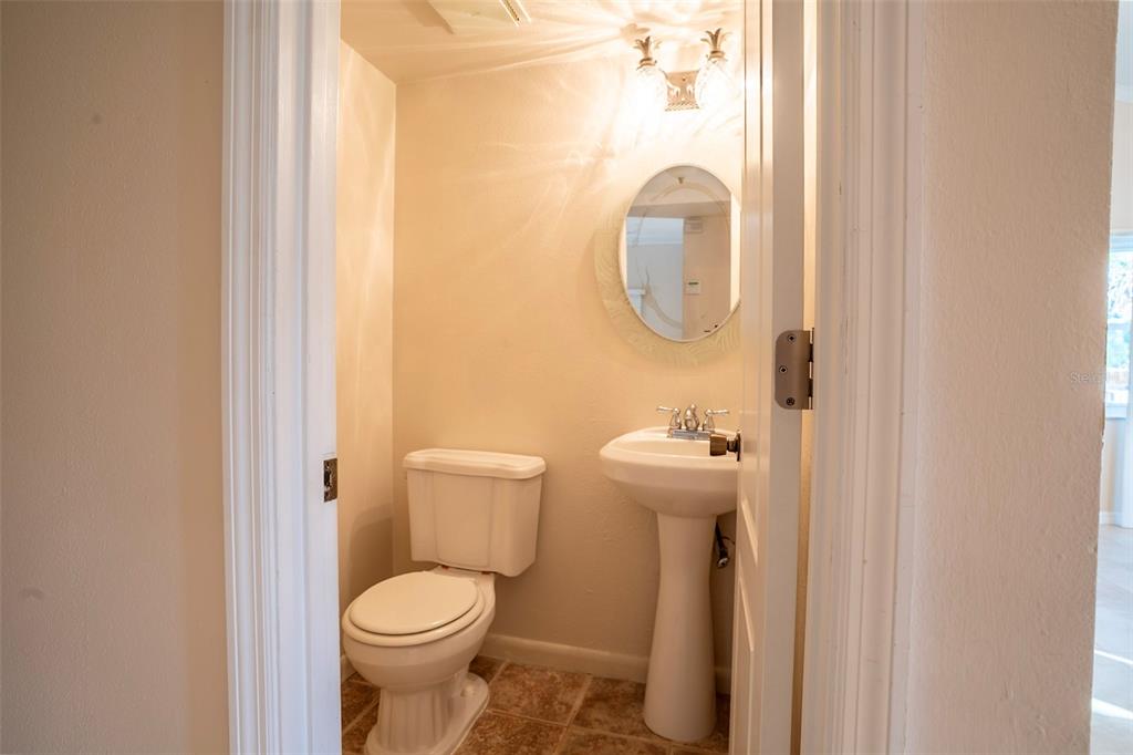 7324 Phillips Street Sarasota, FL 34243 - Photo 6 of 21