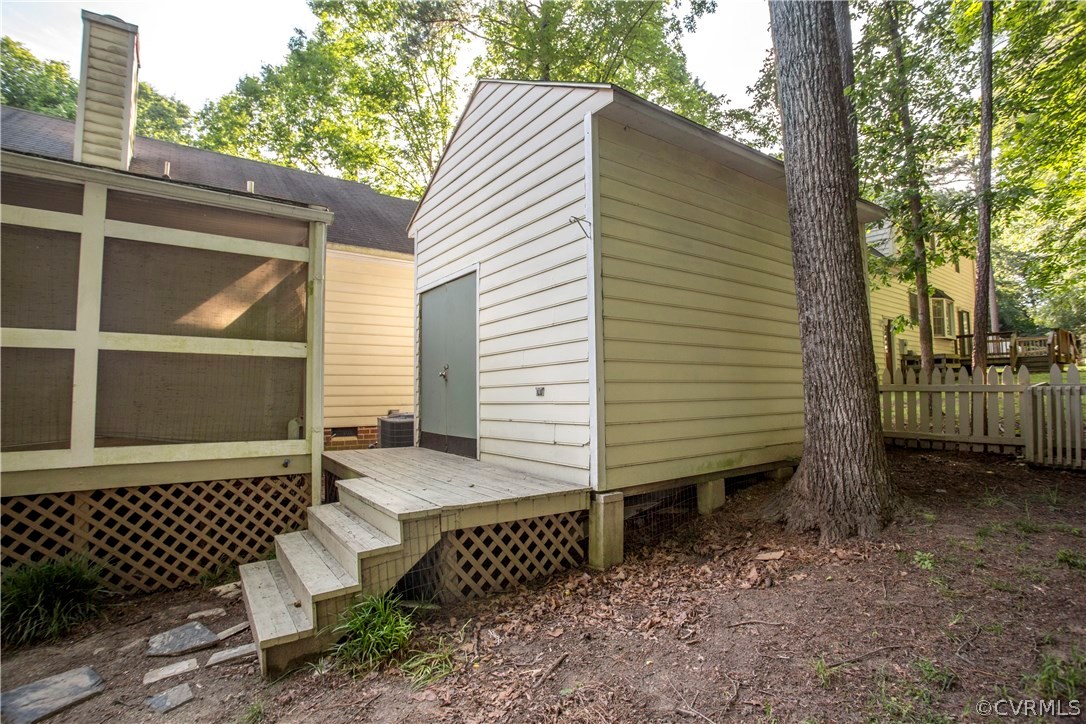 5809 Mill Spring Lane Midlothian, VA 23112 - Photo 27 of 35 a view of a house with a yard