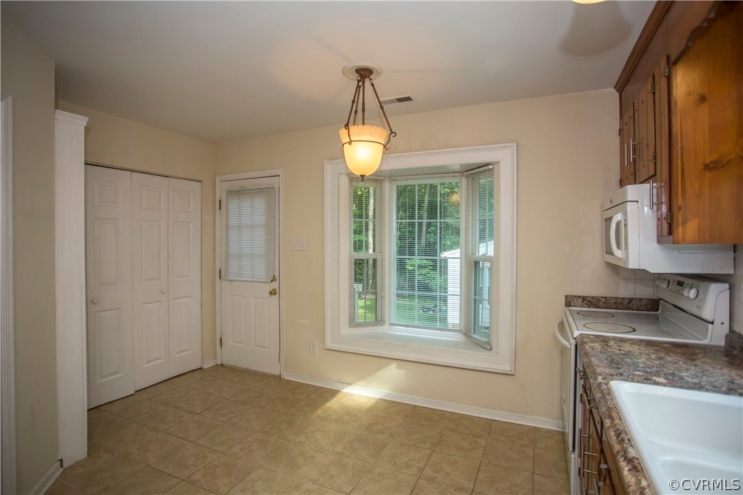 5809 Mill Spring Lane Midlothian, VA 23112 - Photo 4 of 35