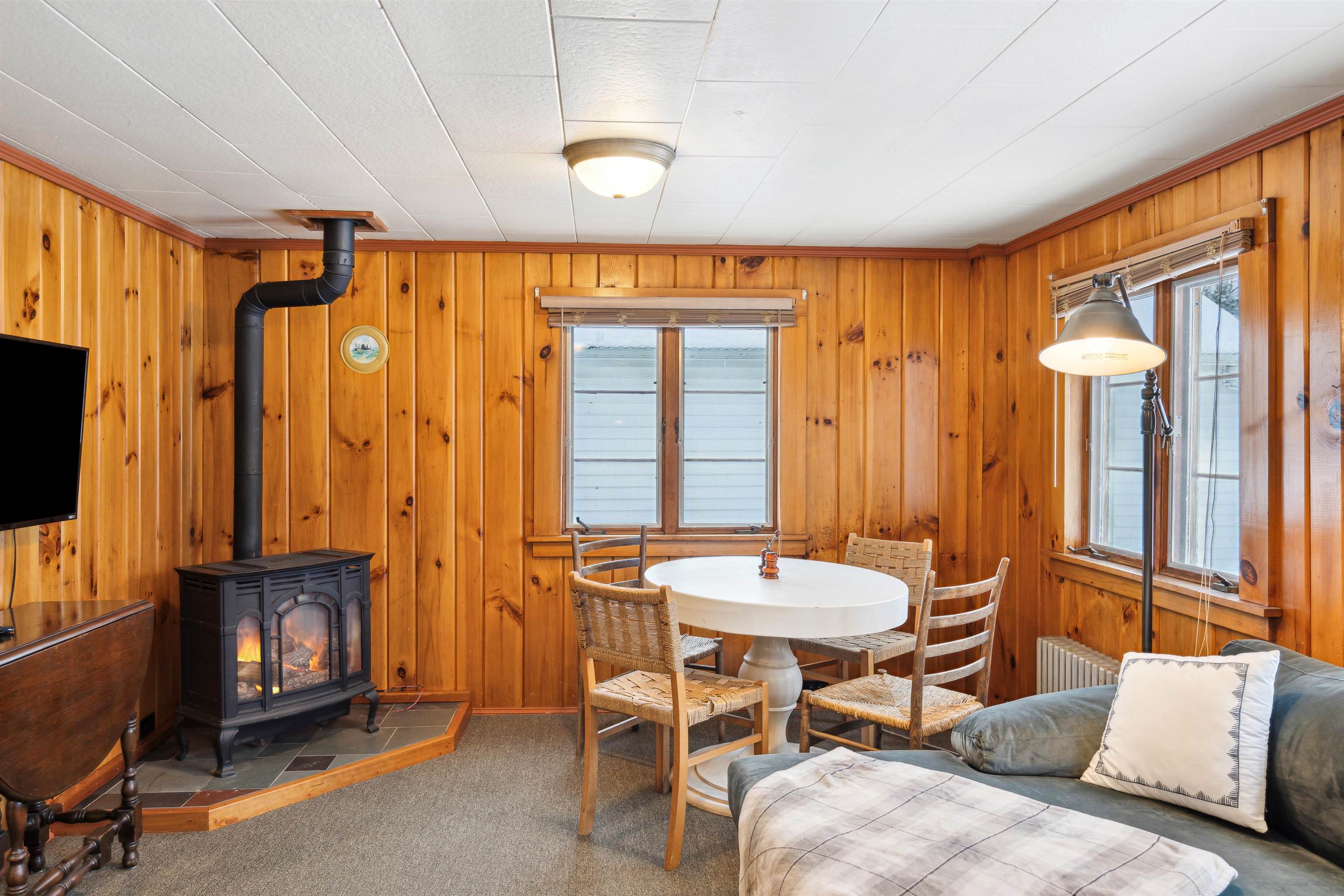 7030 Highway 4 Bridgewater, VT 05034 - Photo 31 of 40