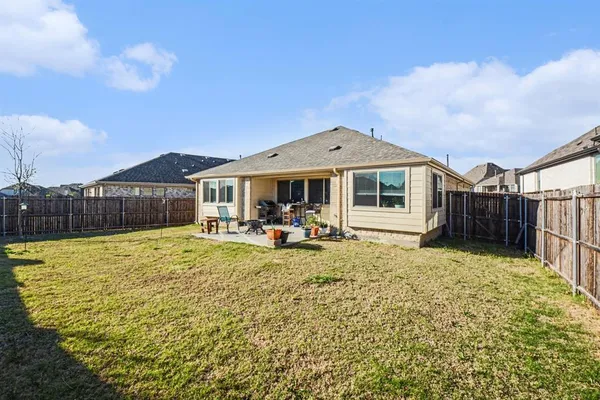 $350,000 | 1000 Highberry Drive, Anna, TX 75409