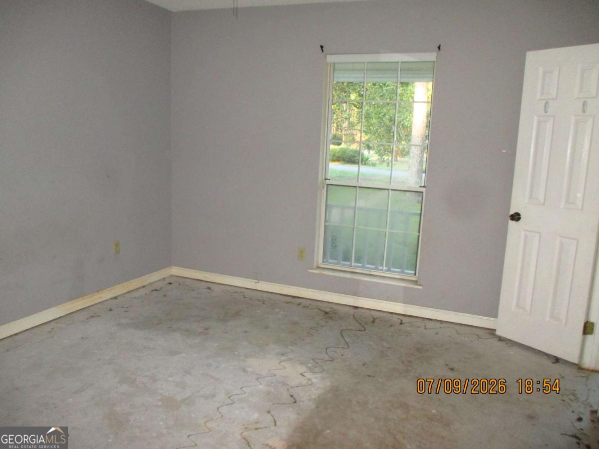 2500 Pin Oak Street Jesup, GA 31546 - Photo 6 of 10