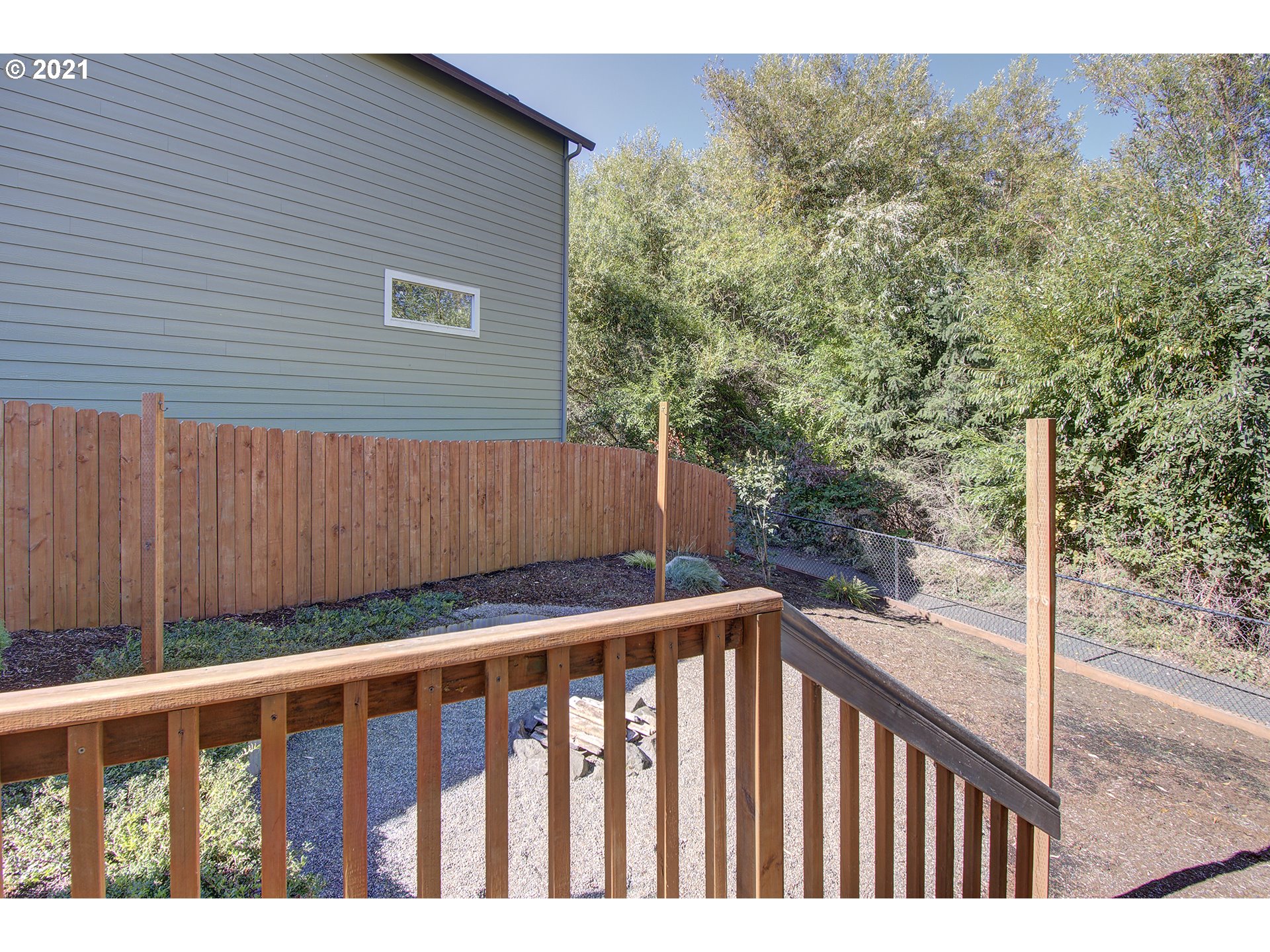 162 North 41st Place Ridgefield, WA 98642 - Photo 11 of 29 a view of a wooden fence