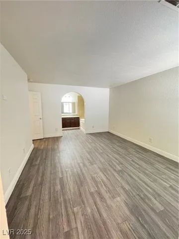 $189,995 | 2700 North Rainbow Boulevard, Unit 1137, Las Vegas, NV 89108