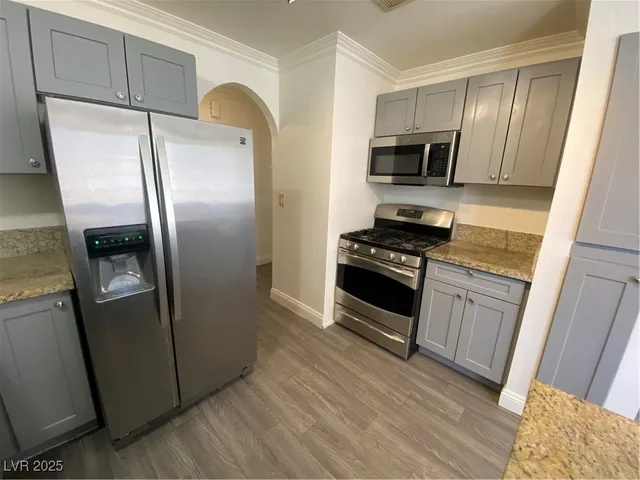 $189,995 | 2700 North Rainbow Boulevard, Unit 1137, Las Vegas, NV 89108