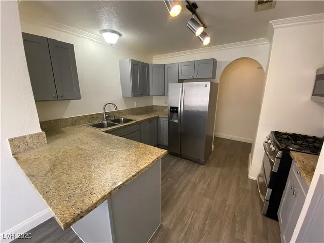 $189,995 | 2700 North Rainbow Boulevard, Unit 1137, Las Vegas, NV 89108