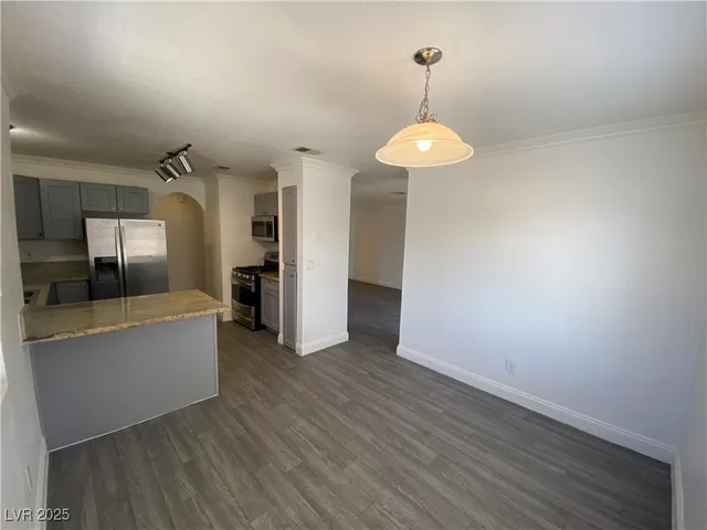 $189,995 | 2700 North Rainbow Boulevard, Unit 1137, Las Vegas, NV 89108