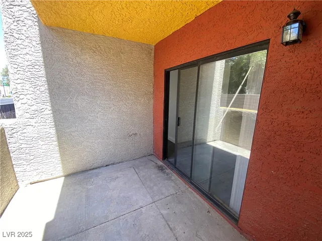 $189,995 | 2700 North Rainbow Boulevard, Unit 1137, Las Vegas, NV 89108