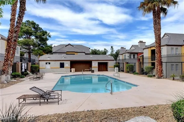 $189,995 | 2700 North Rainbow Boulevard, Unit 1137, Las Vegas, NV 89108
