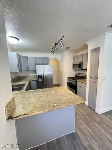 $189,995 | 2700 North Rainbow Boulevard, Unit 1137, Las Vegas, NV 89108