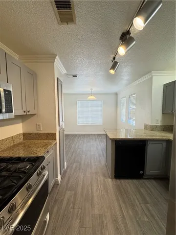 $189,995 | 2700 North Rainbow Boulevard, Unit 1137, Las Vegas, NV 89108