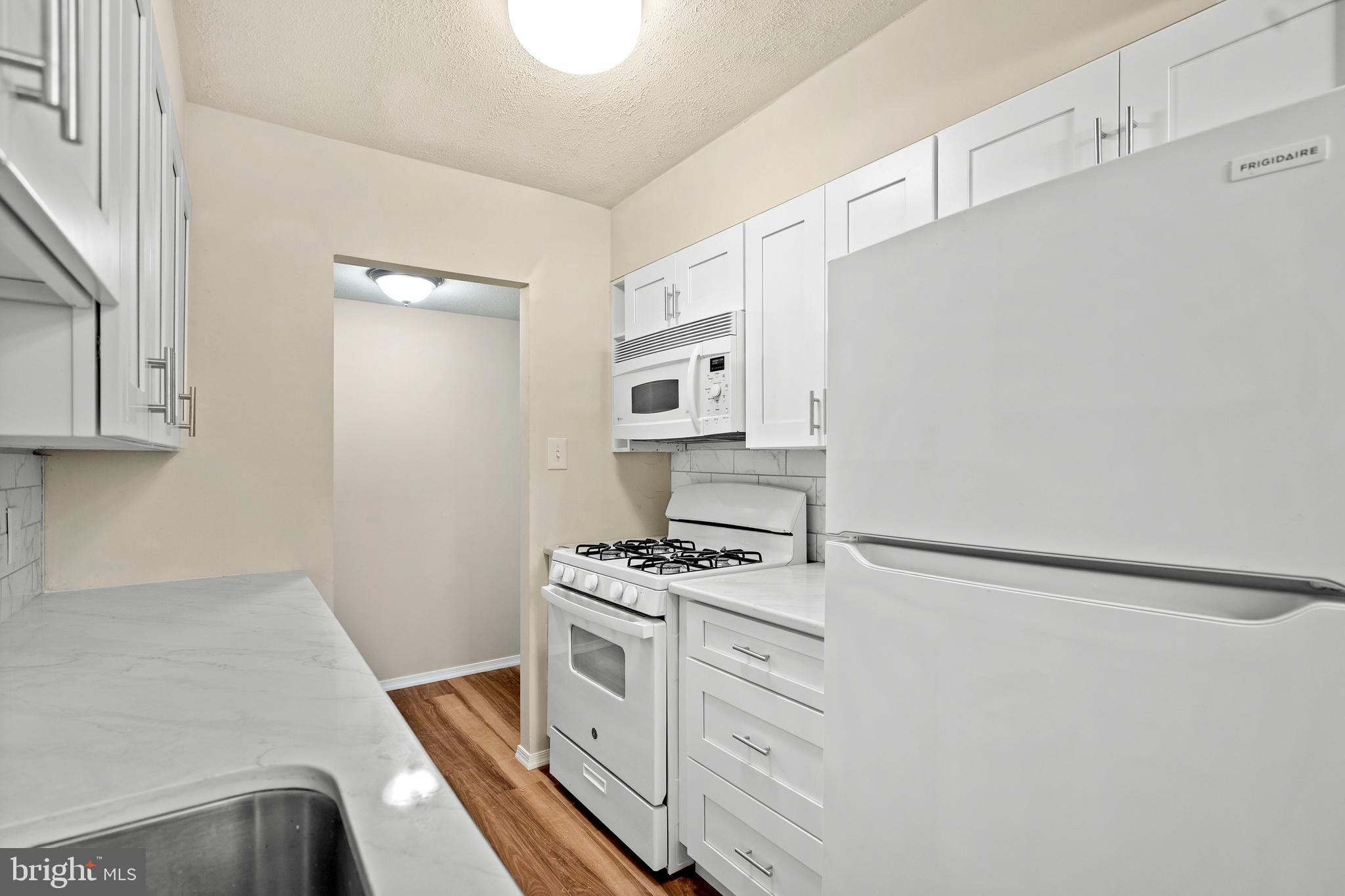 110 Byberry Road, Unit P8 Philadelphia, PA 19116 - Photo 5 of 13