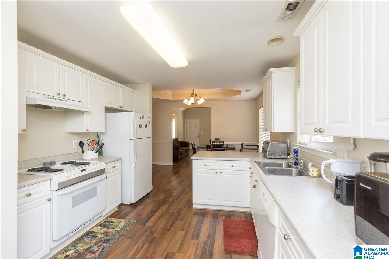 4059 Forest Lakes Road Sterrett, AL 35147 - Photo 9 of 23