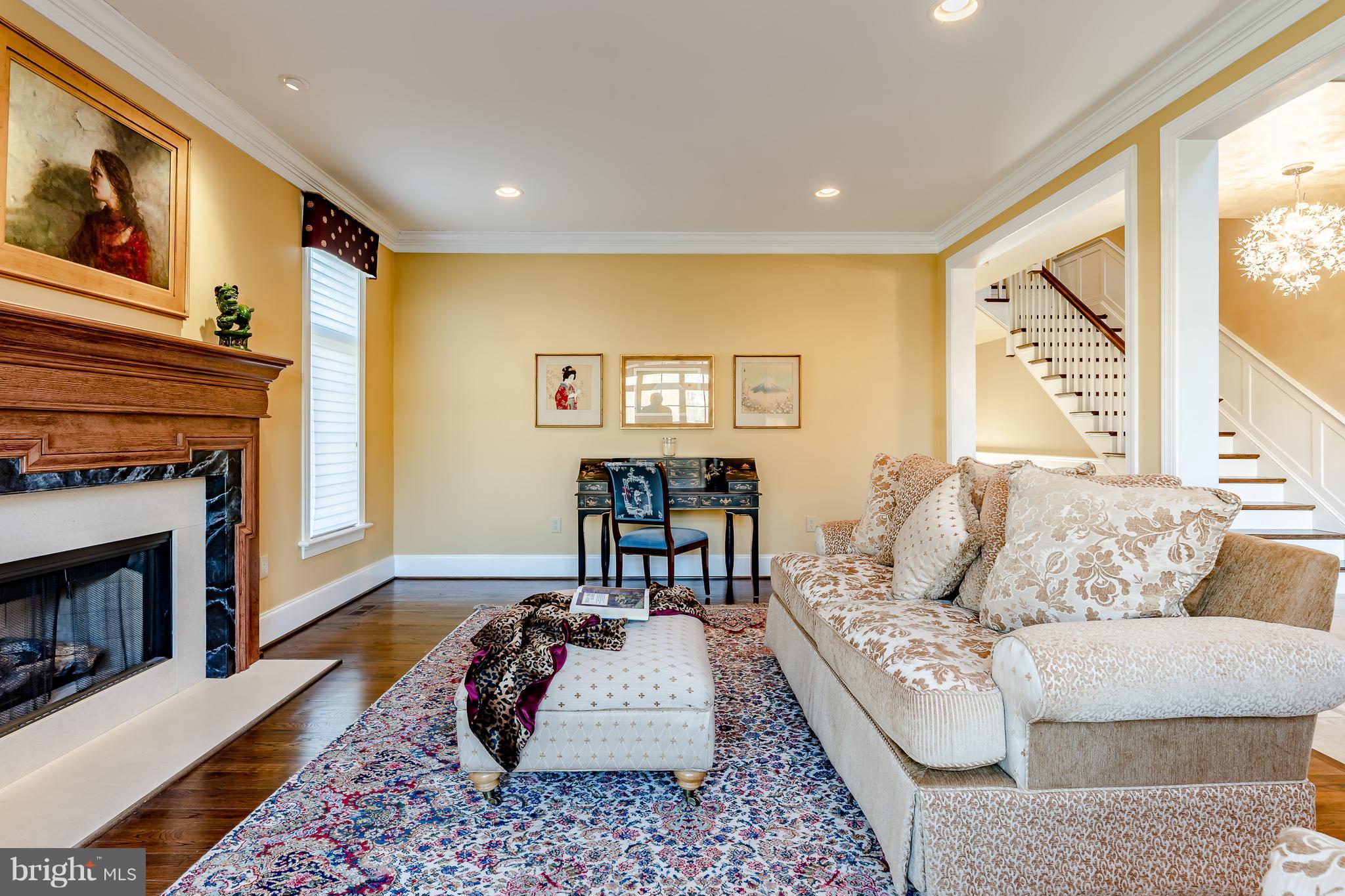 240 Valley Ridge Road Haverford, PA 19041 - Photo 4 of 35 LIVING ROOM