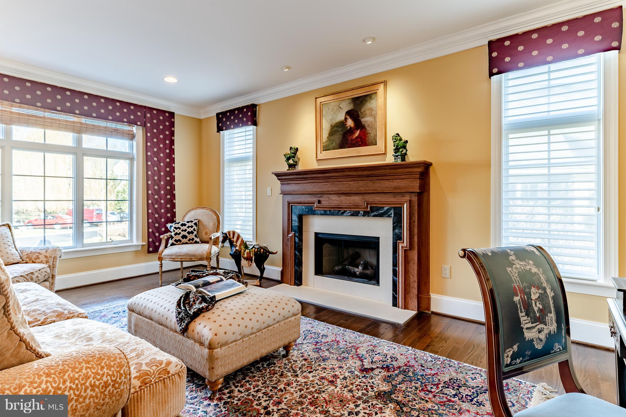 240 Valley Ridge Road Haverford, PA 19041 - Photo 5 of 35 LIVING ROOM