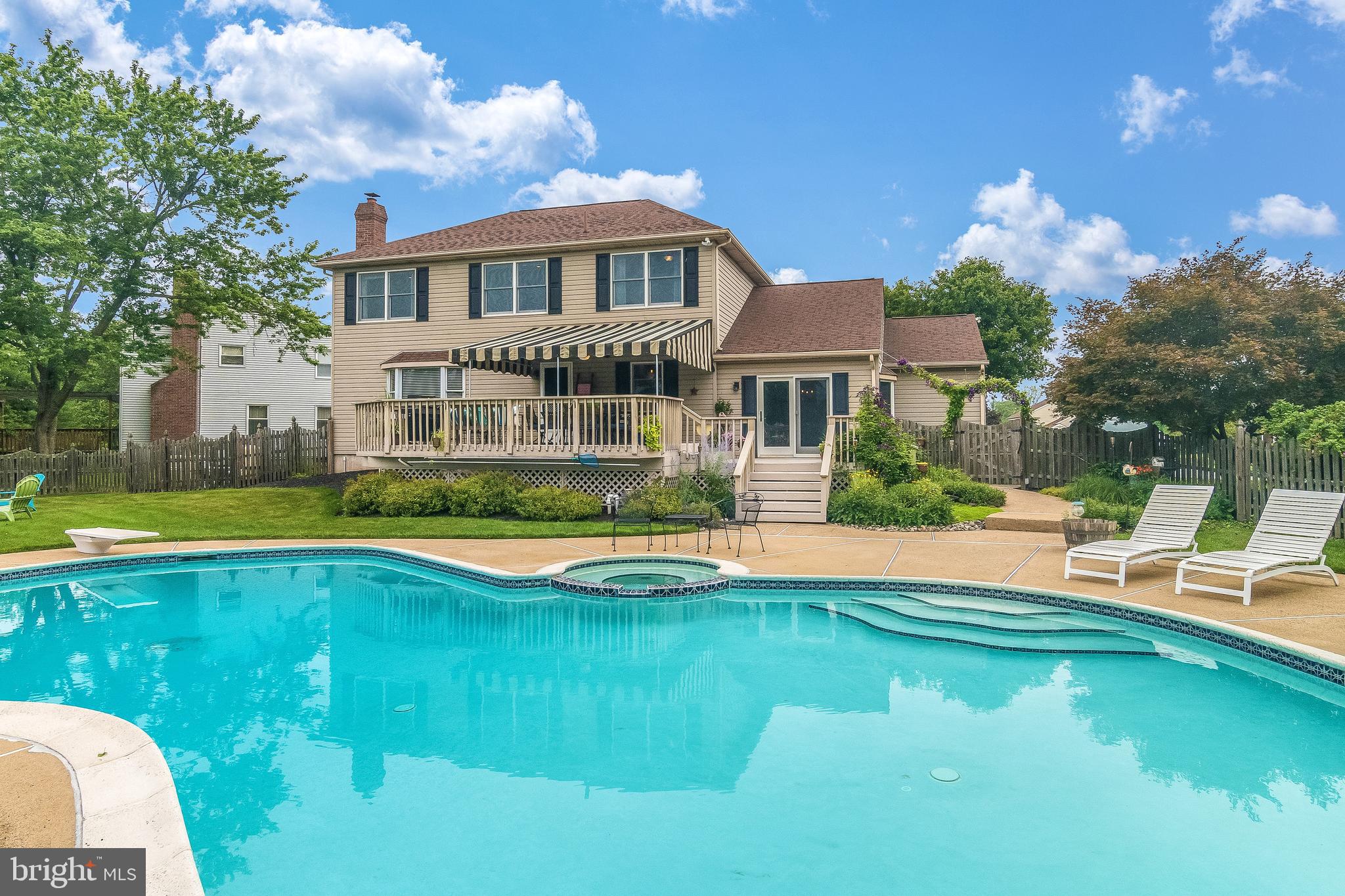 16 Hampton Circle Newtown, PA 18940 - Photo 1 of 57