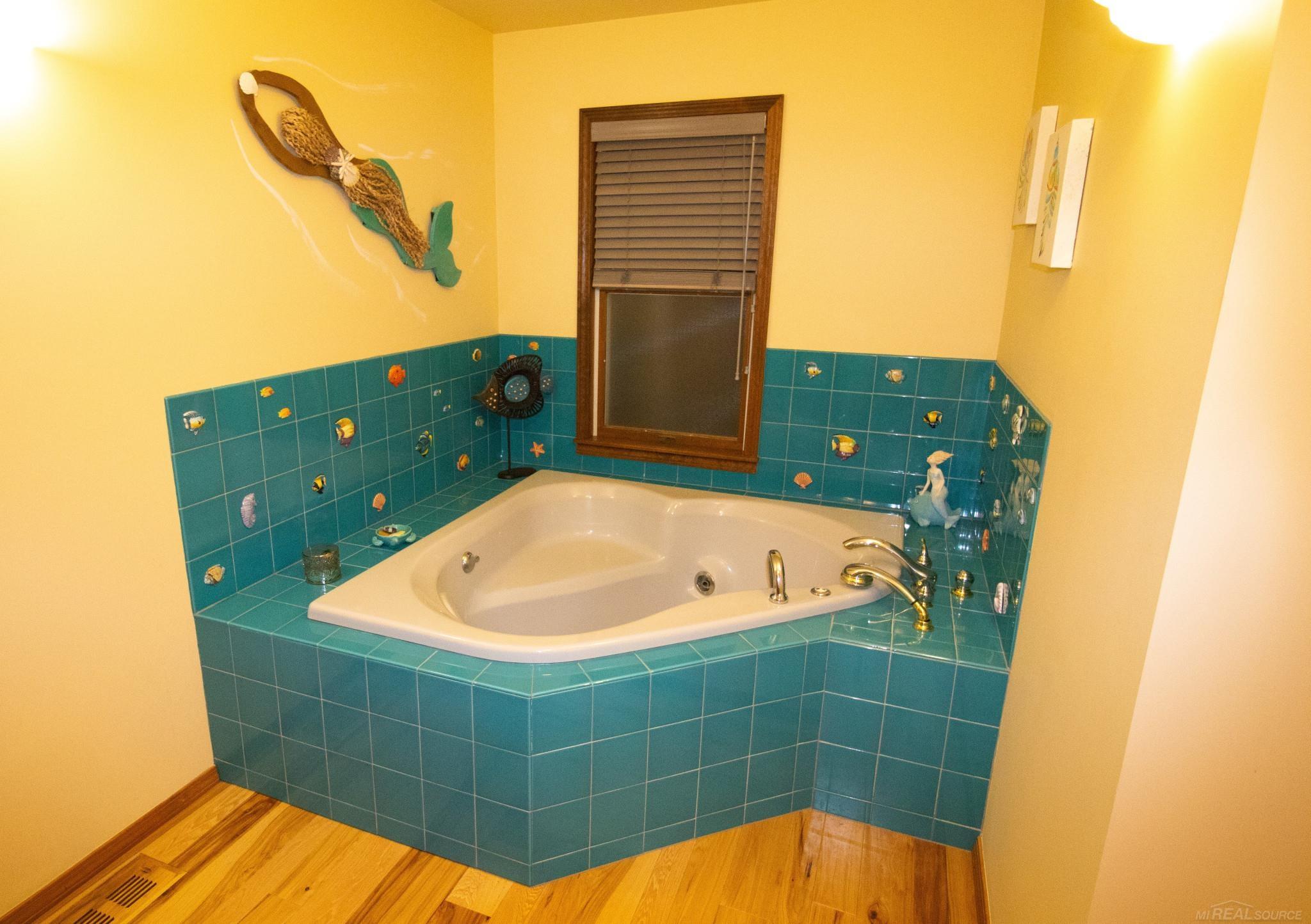 25363 Waltz Road New Boston, MI 48164 - Photo 27 of 38 50164334-c79d1ca4-ea46-4c45-b920-0265b52a6d8f.JPG