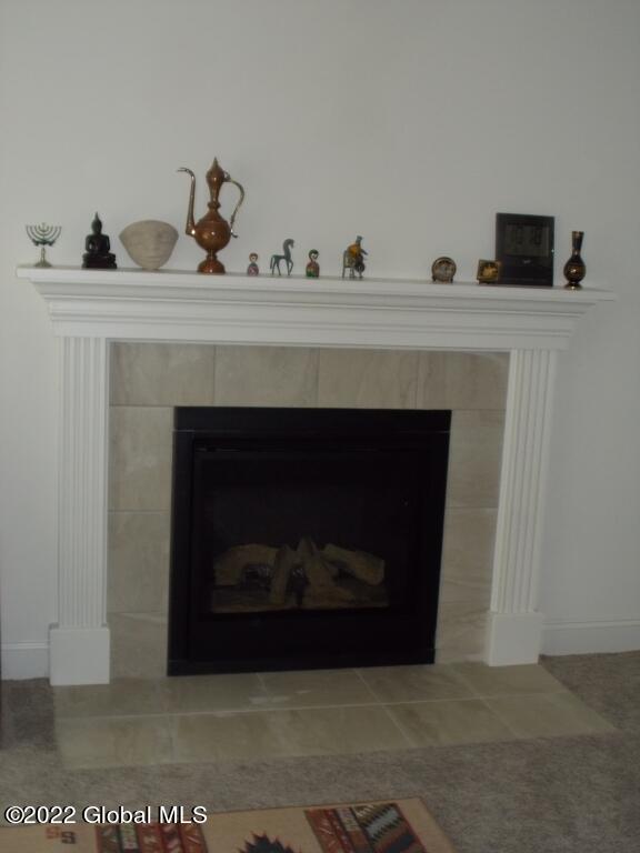 33 Reutter Drive Bethlehem, NY 12158 - Photo 7 of 19 07-7-living-room-fireplace