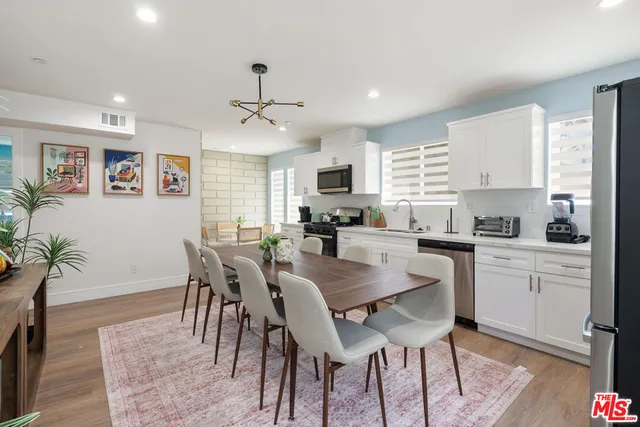 $13,989 | 1341 North Mariposa Avenue, Los Angeles, CA 90027